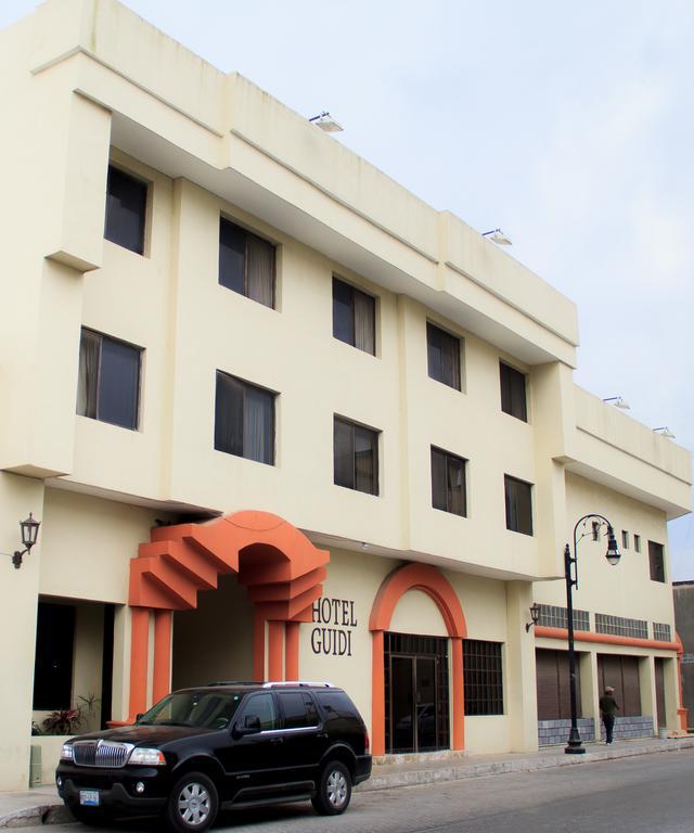Linares Guidi酒店 外观 照片
